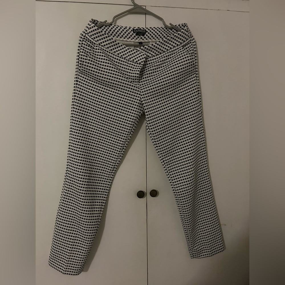 Express columnist size 6